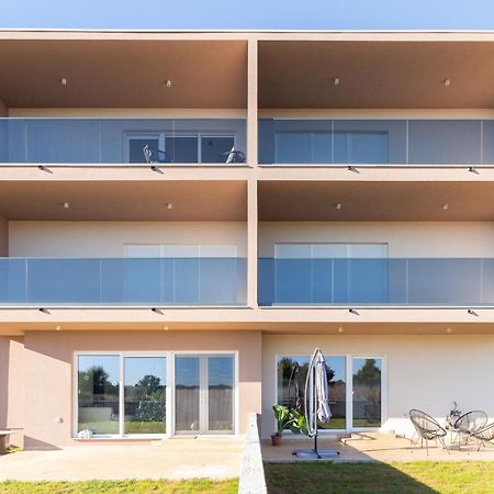 Modern And Spacious Apartment Helena Near The Beach Privlaka  Exterior foto